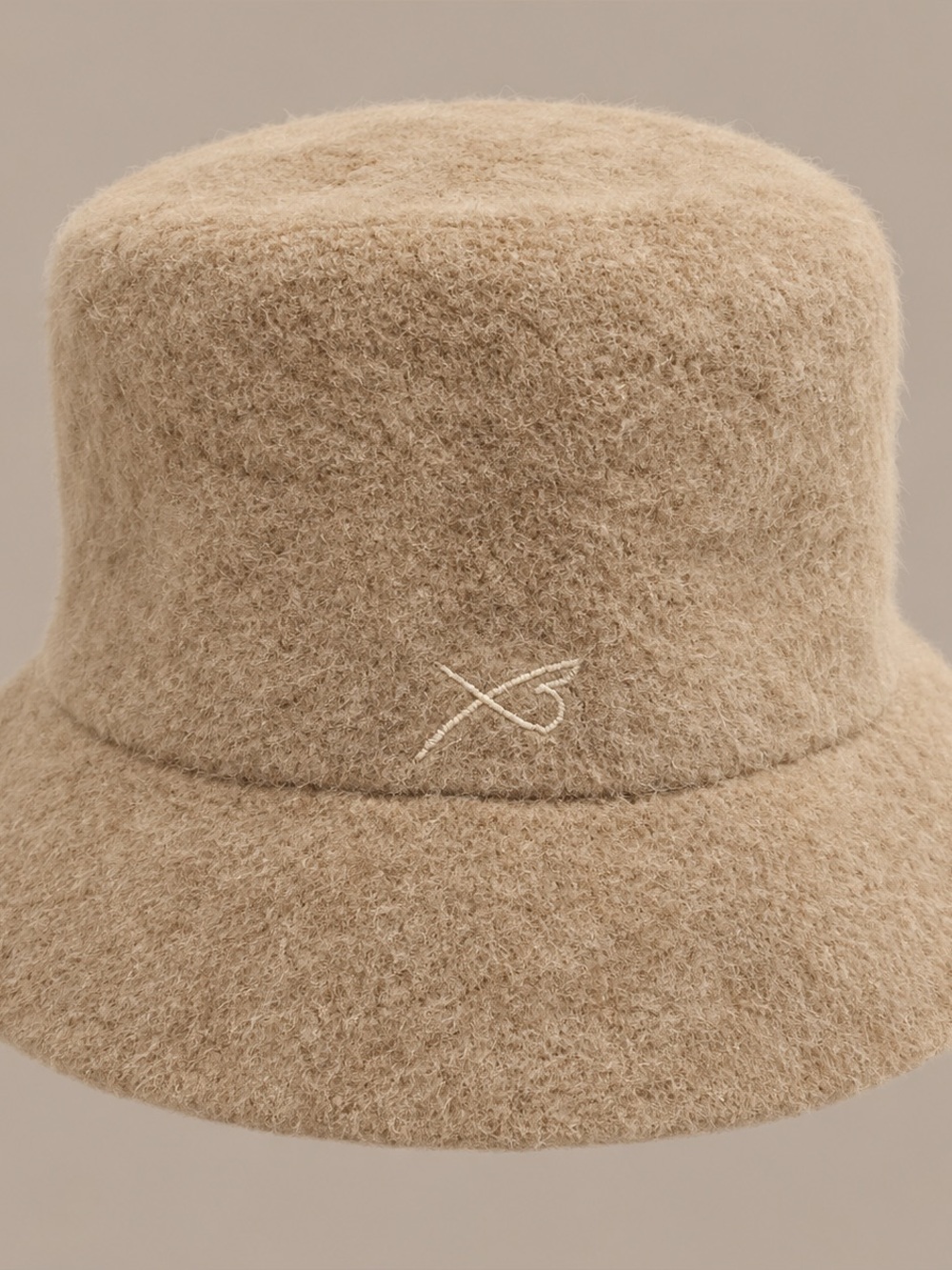 Vintage Betmar New York Beige Fuzzy Bucket Hat